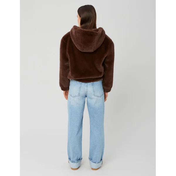Blouson matière duveteuse col capuche Marron