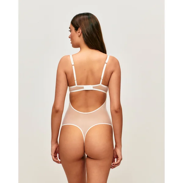 Body corbeille avec broderies florales
