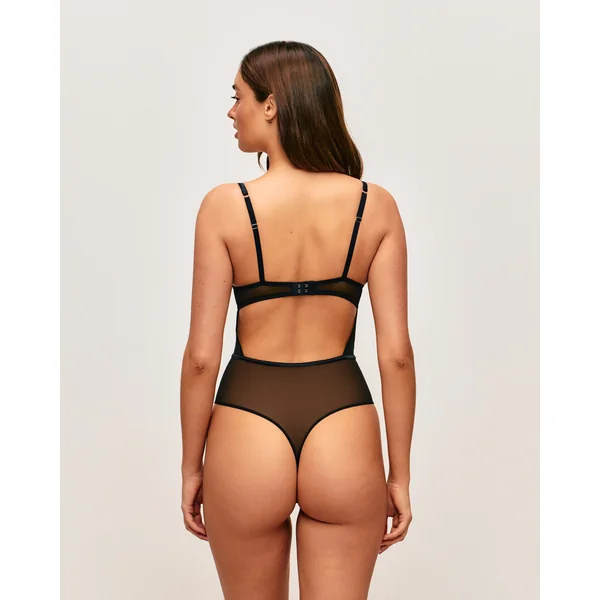 Body corbeille avec broderies