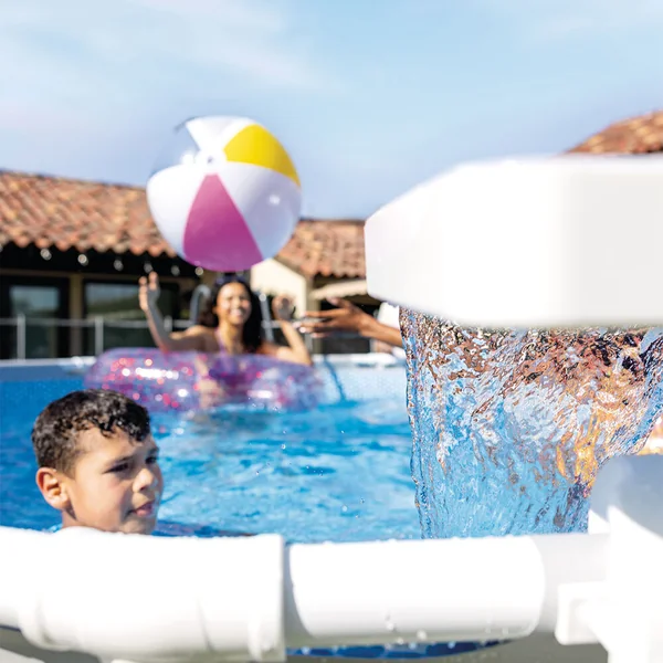 Cascade piscine LED multicolore