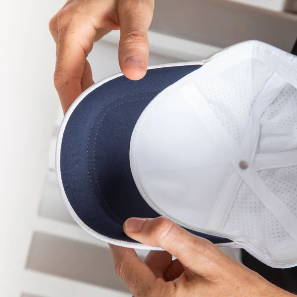 CASQUETTE DE SPORT ARTENGO TC 900 BLANC MARINE T56