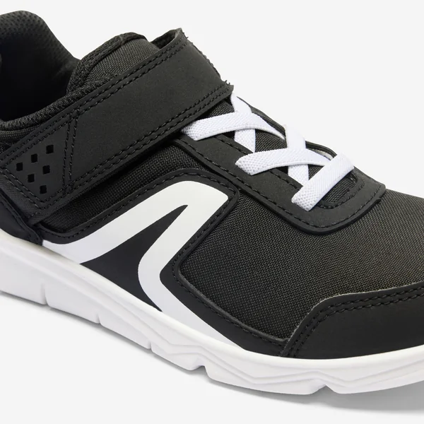 Chaussure enfant à scratch noire PW 100
