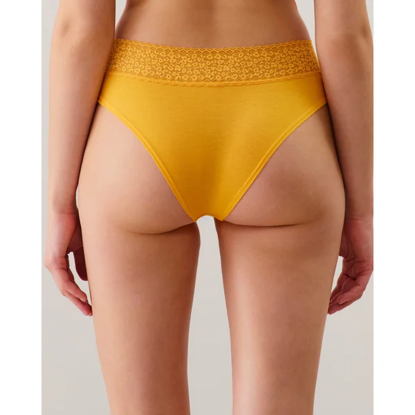 Cheeky avec dentelle
