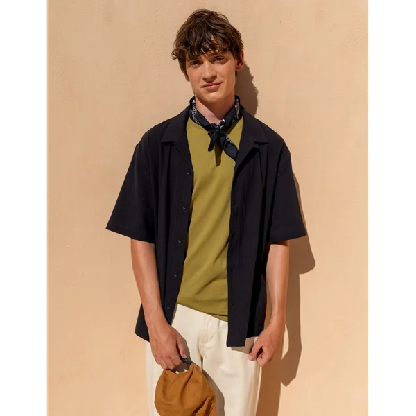 Chemise manches courtes avec patchs Noir