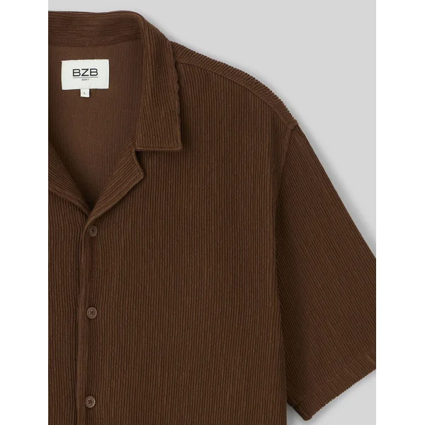 Chemise manches courtes plissée camel