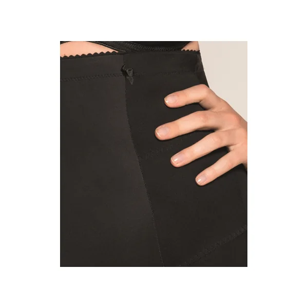 Culotte gainante taille haute YARA 3715 NOIR