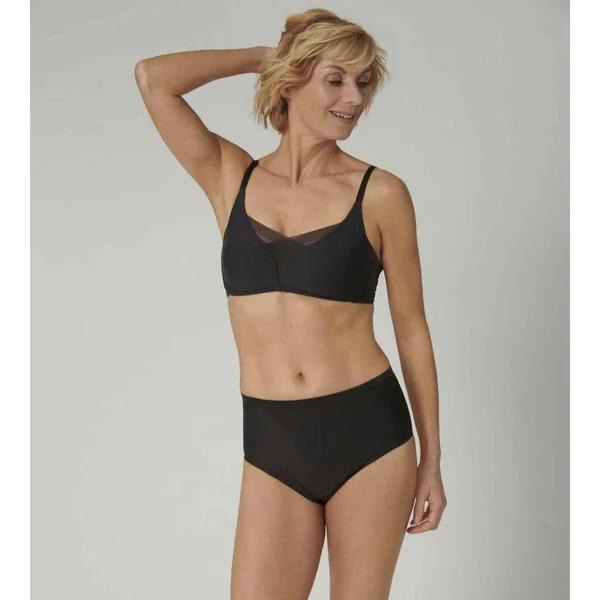 Culotte Haute Sculptante noir Triumph
