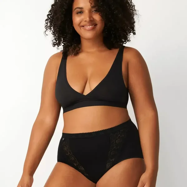 Culotte taille haute noire sloggi Chic Maxi BLACK en coton Sloggi