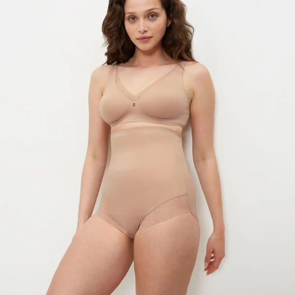 Culotte taille haute sculptante Triumph TRUE SHAPE SENSATION beige Triumph True Shape Sensation