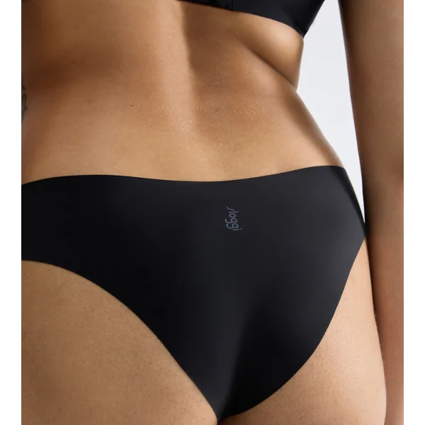 Culotte échancrée noire Sloggi