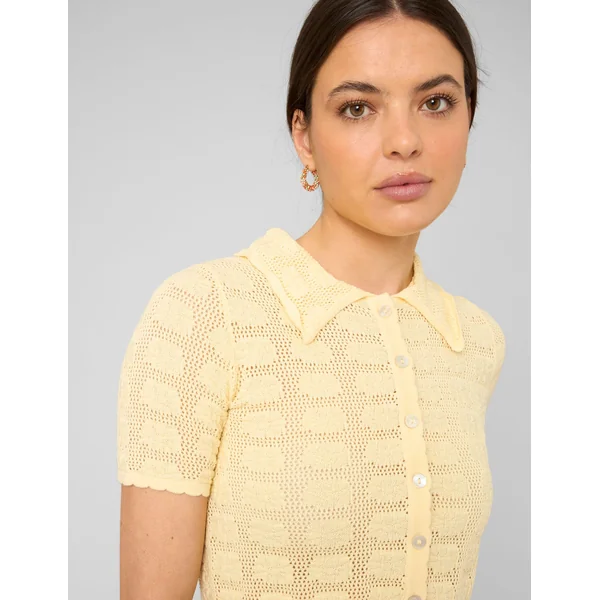 Gilet col polo en crochet JAUNE PASTEL