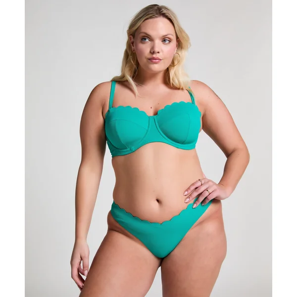 Haut de bikini sans bretelles préformé à armatures Scallop Taille E + - Vert