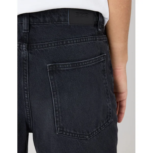 Jean loose à découpes Noir