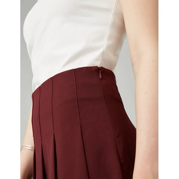 Jupe courte plissée en polyester recyclé Bordeaux