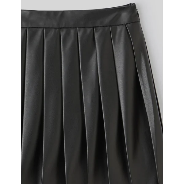 Jupe plissée en tissu enduit Noir