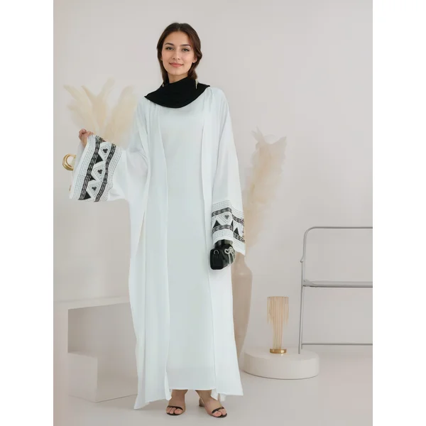 Kimono abaya femme brodé, ourlet fendu, style moderne