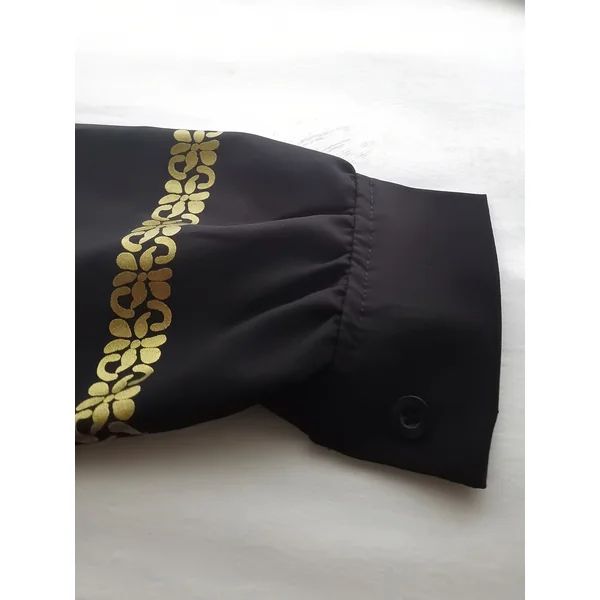 Kimono Abaya Fille à Manches Longues – Noir avec Broderie Dorée, Fermeture Éclair, Col Rond, Toutes Saisons.