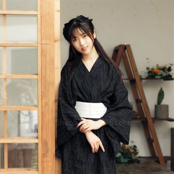 Kimono Japonais Noir Femme