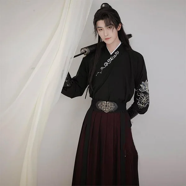 Kimono Samurai Cosplay
