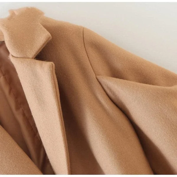 Long Manteau Camel à Manches Bouffantes