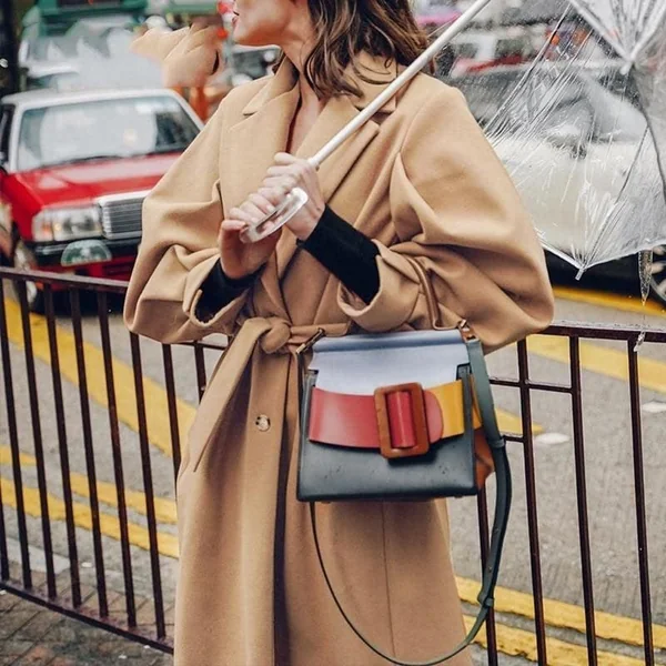 Long Manteau Camel à Manches Bouffantes