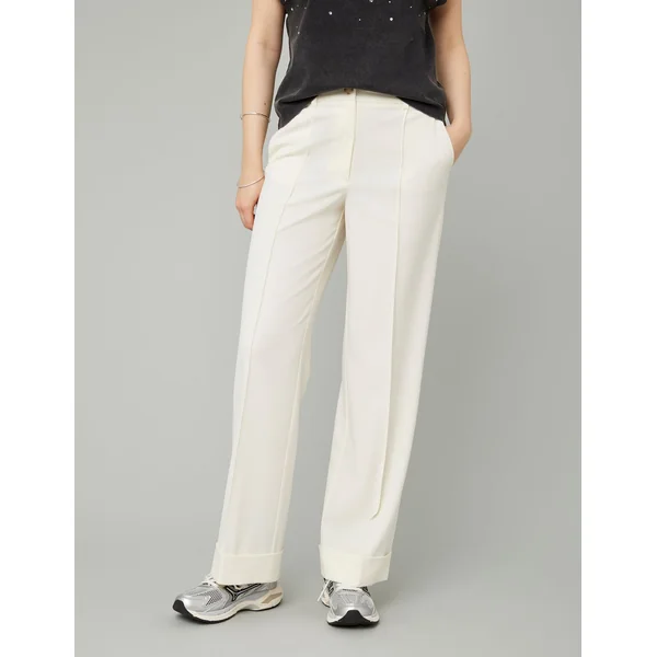 Pantalon tailleur à revers Ecru