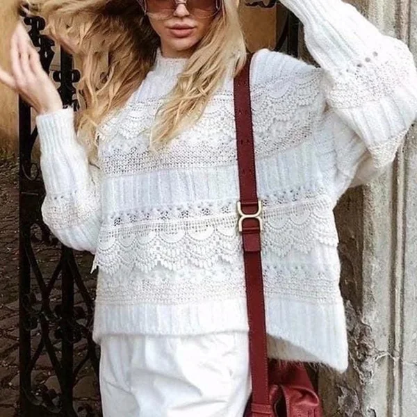 Petit Pull Bohème Col Haut