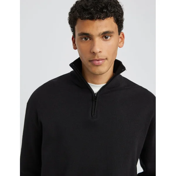 Pull col montant zippé Noir