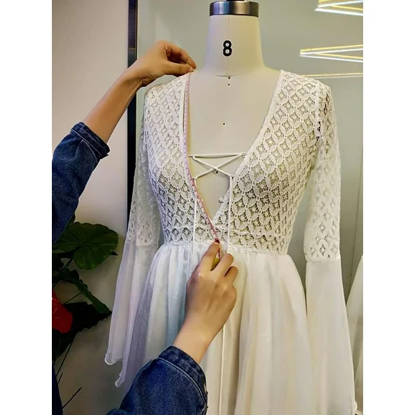 Robe Bohème Longue Blanche en Dentelle