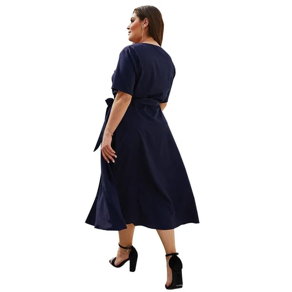 Robe Boutons Asymétriques