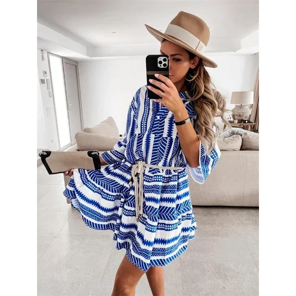 Robe chic bohème avec imprimé trapèze