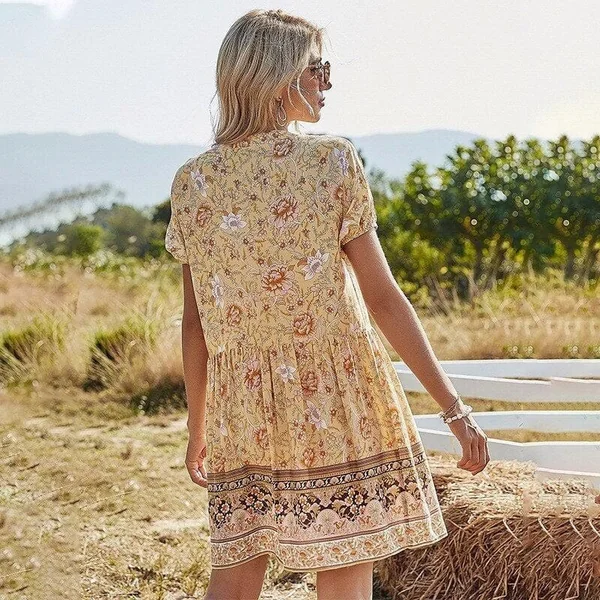 Robe courte bohème chic