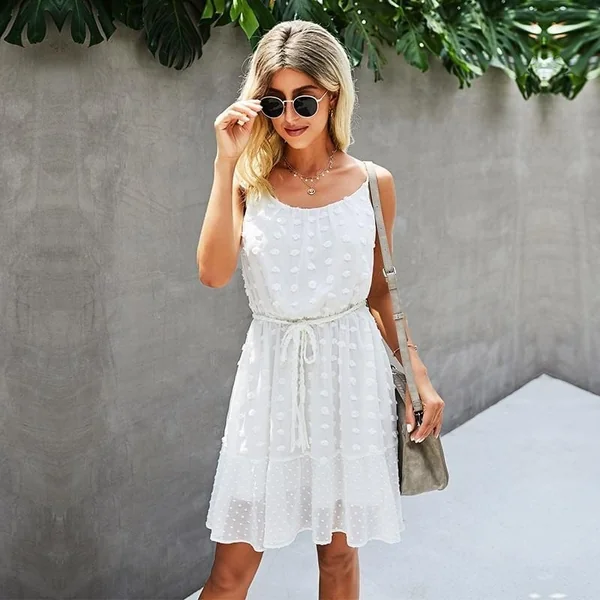Robe courte à bretelles