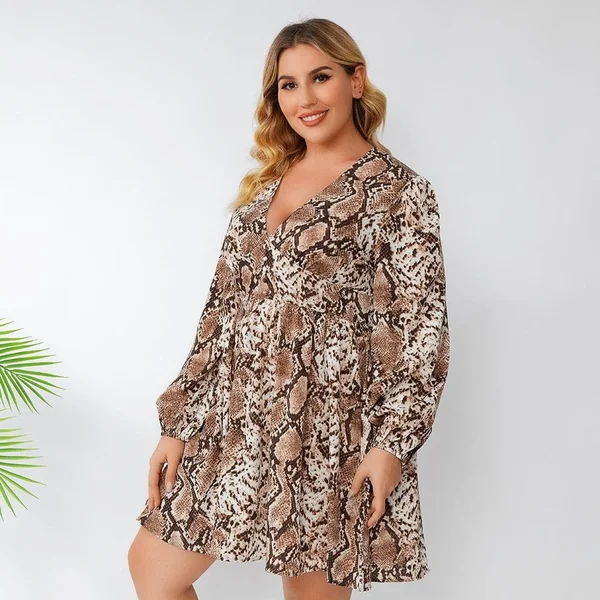 Robe Manche Longue et Motif Serpent