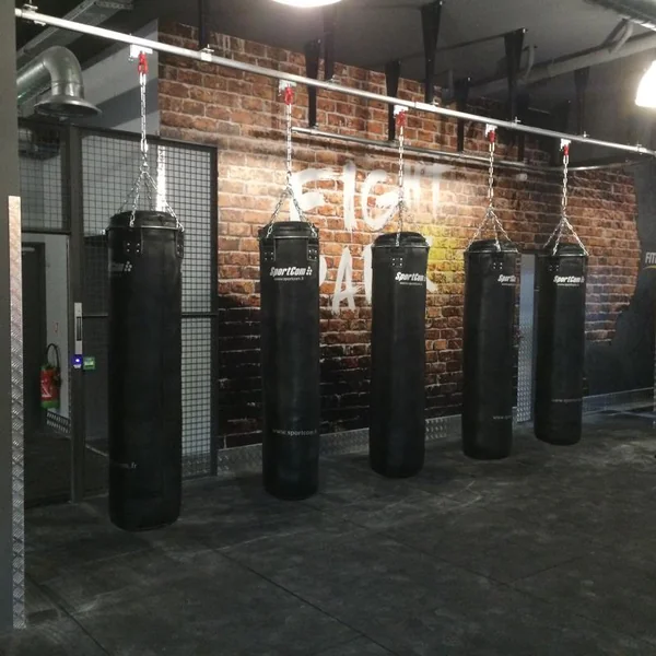 Sac de frappe boxe 1,80m Sportcom - Cuir véritable