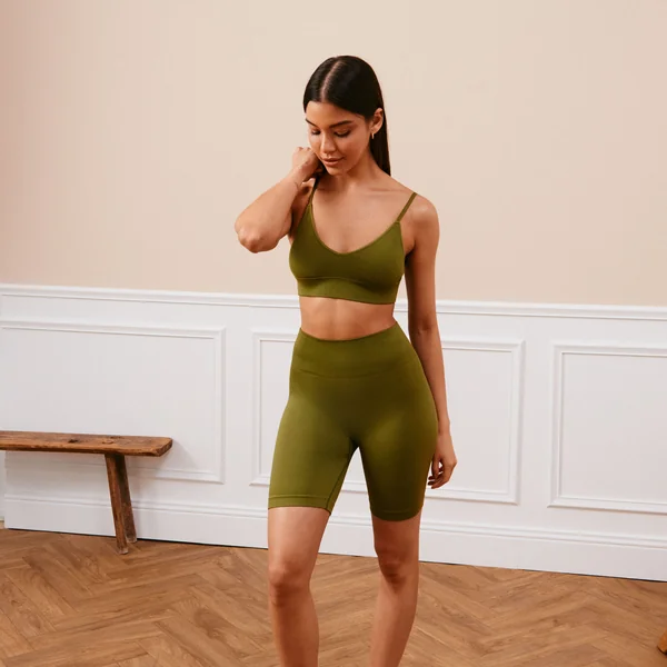 Short cycliste en seamless