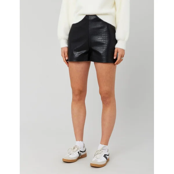 Short en tissu enduit Noir