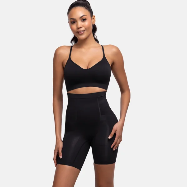 Short gainant noir Dorina