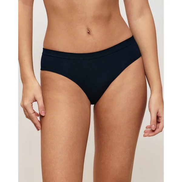 Shorty seamless