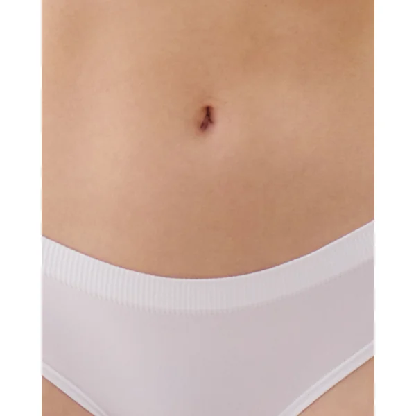 Shorty seamless