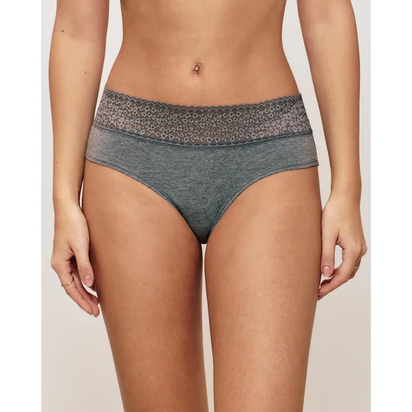 Shorty uni avec dentelle