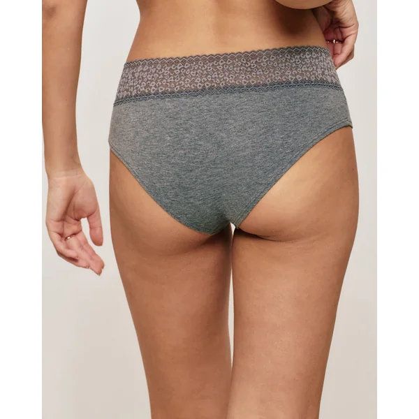 Shorty uni avec dentelle