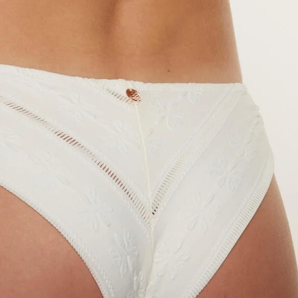 Slip tanga blanc Cassis Brigitte Bardot