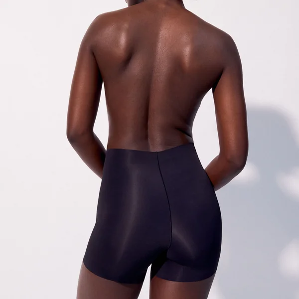 Soutien-gorge adhésif sans bretelles