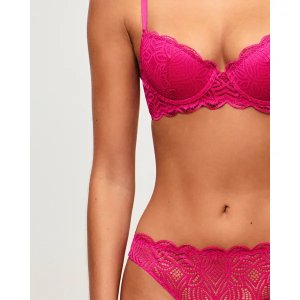 Soutien-gorge ampliforme en dentelle
