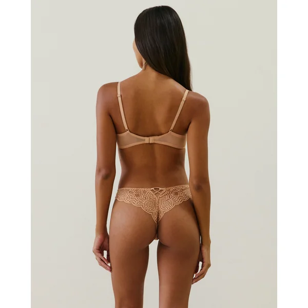 Soutien-gorge ampliforme en dentelle