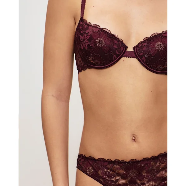 Soutien-gorge ampliforme en dentelle