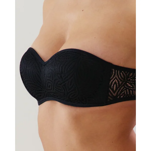 Soutien-gorge bandeau en dentelle