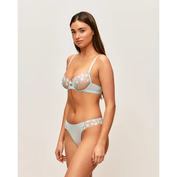 Soutien-gorge corbeille avec broderies florales