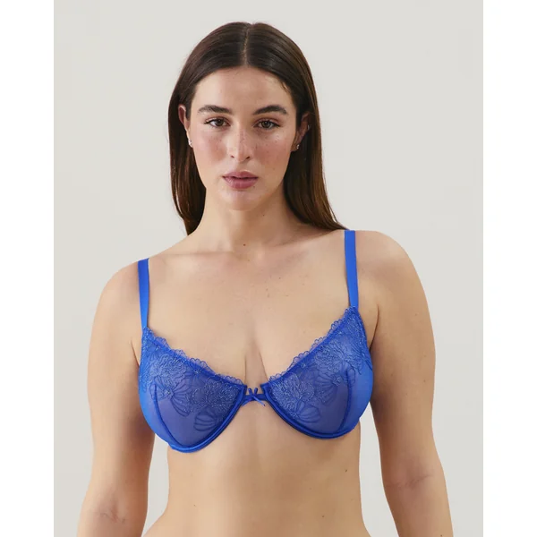 Soutien-gorge corbeille avec broderies